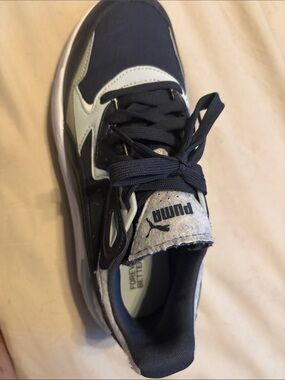 Puma Men's Navy and White Low-Top Sneaker